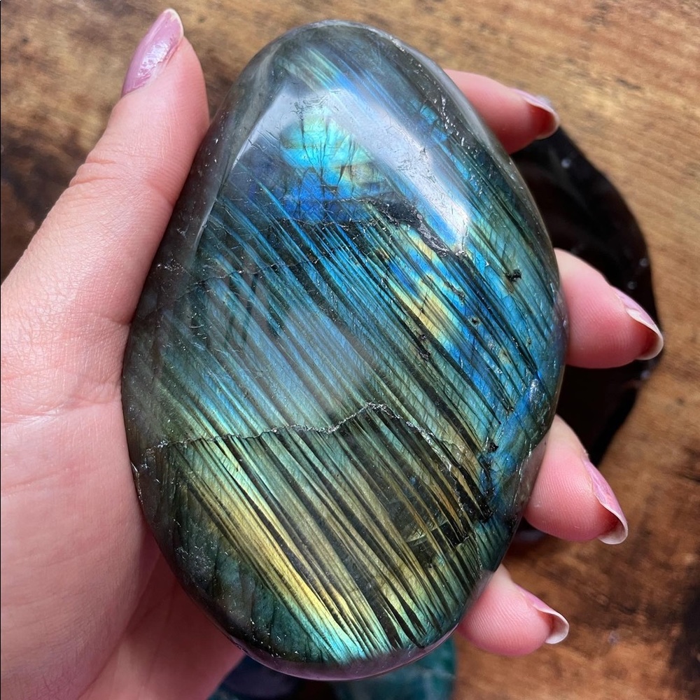 High Quality Labradorite Crystal
